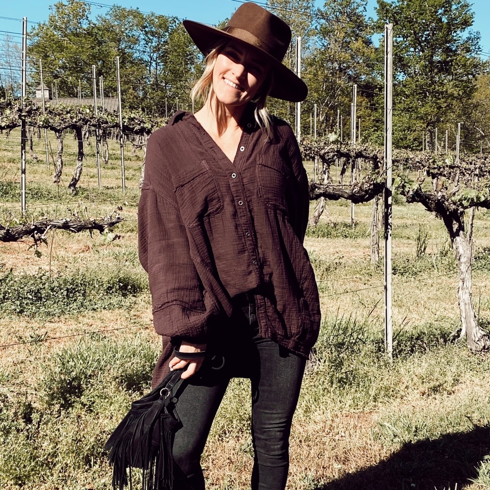 Meet your Posher, Aga